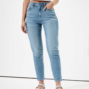 American eagle stretch high-rise mom jeans 4